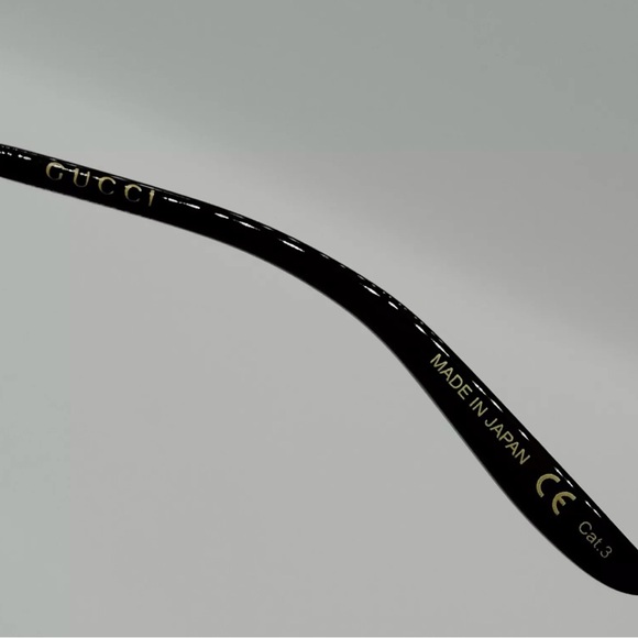 Gucci Avaitor Sunglasses - Picture 5 of 9